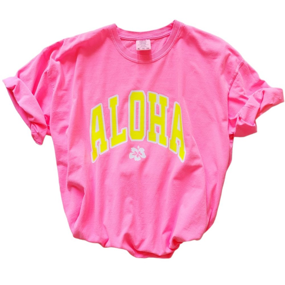 Aloha Hawaii Neon Pink Hibiscus T-Shirt - Picture 1 of 7